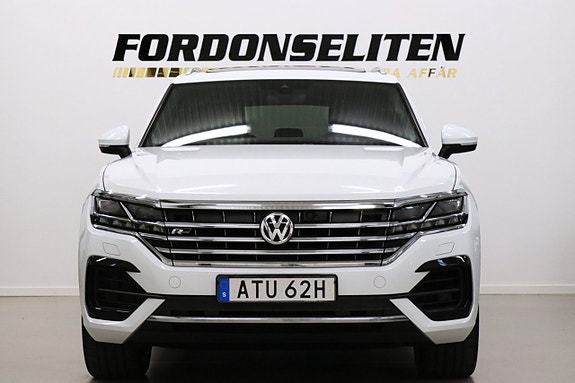 Volkswagen Touareg 2 of 30