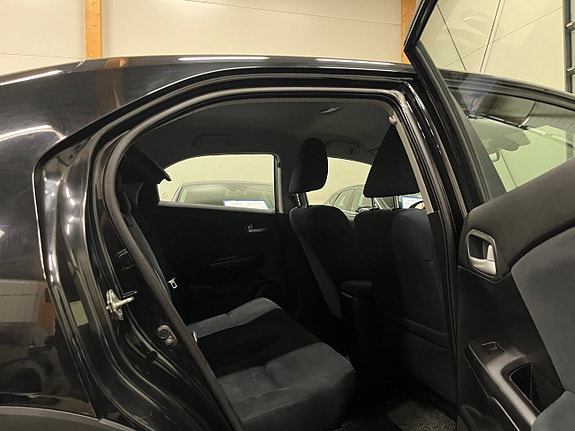 Honda Civic 10 of 16