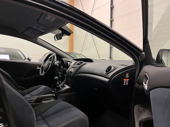 Honda Civic 8 of 16