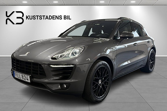 Porsche Macan 7 of 26