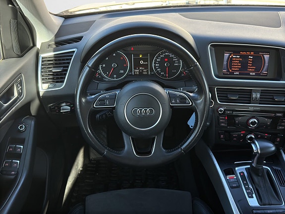 Audi Q5 12 of 17