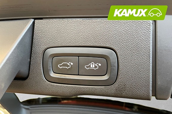 Volvo XC60 17 of 26