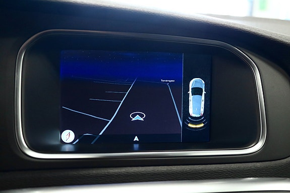 Volvo V40 15 of 17