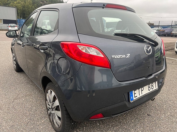 Mazda 2 8 of 8