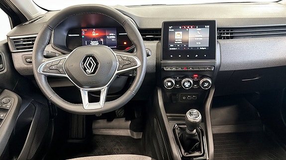 Renault Clio 13 of 21