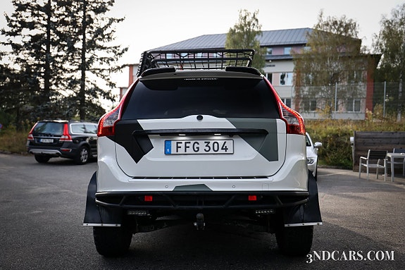 Volvo XC60 5 of 19
