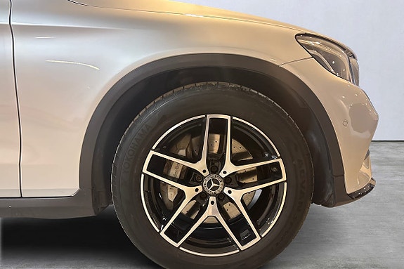 Mercedes-Benz GLC220 d 14 of 19