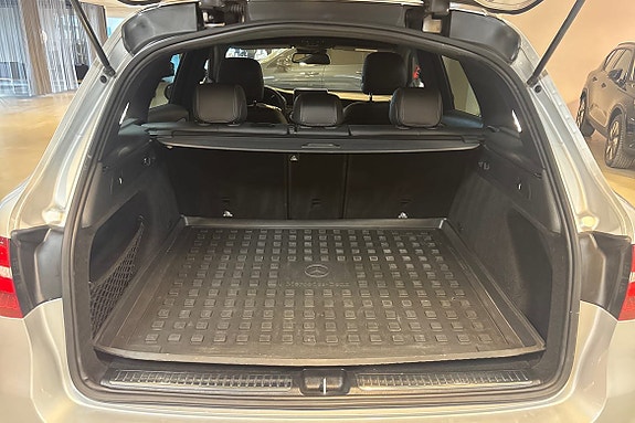 Mercedes-Benz GLC220 d 13 of 19