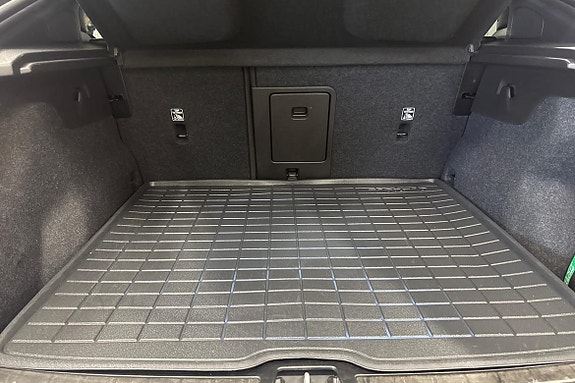 Volvo C40 15 of 21