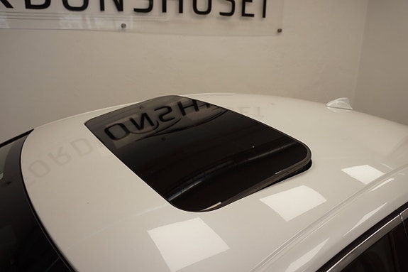 Volvo S80 9 of 28