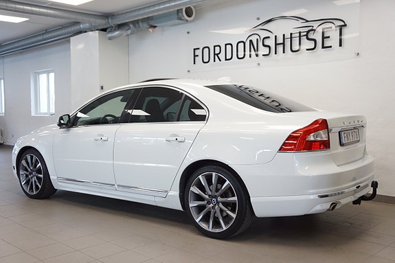 Volvo S80 2 of 28