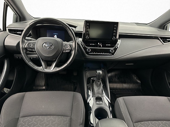 Toyota Corolla 16 of 30