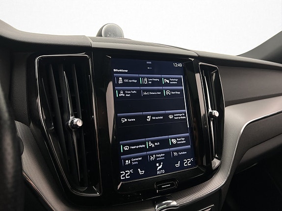 Volvo XC60 25 of 30