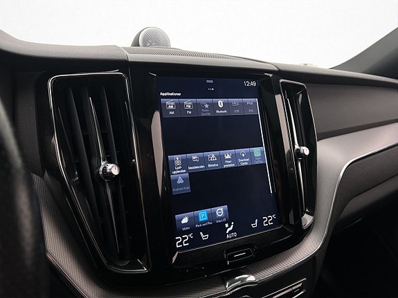 Volvo XC60 24 of 30