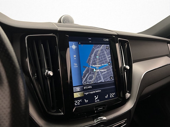 Volvo XC60 23 of 30