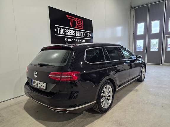 Volkswagen Passat 10 of 24