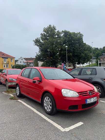 Volkswagen Golf V 4 of 6