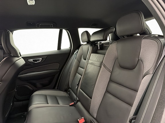 Volvo V60 19 of 30