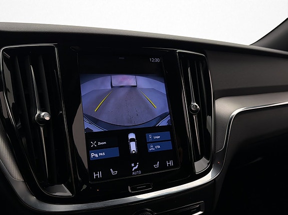 Volvo V60 14 of 30