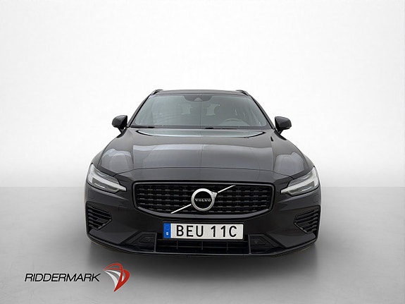 Volvo V60 2 of 30