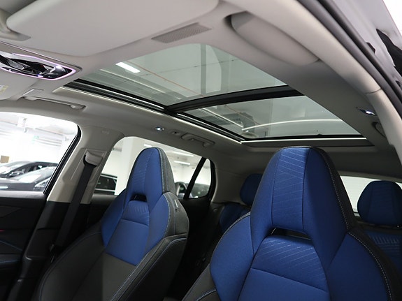 Lynk & Co 01 24 of 30