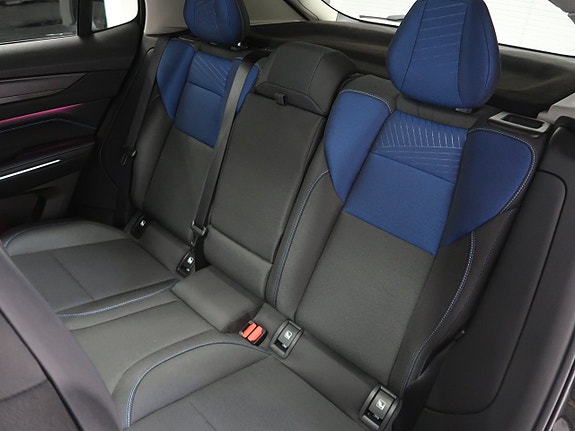 Lynk & Co 01 23 of 30