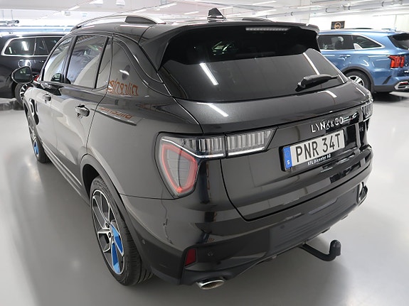 Lynk & Co 01 7 of 30