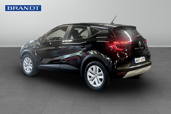 Renault Captur 3 of 10