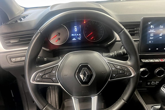 Renault Captur 8 of 10