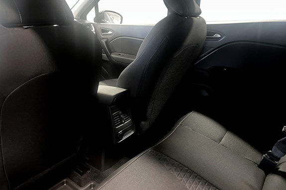 Renault Captur 9 of 10