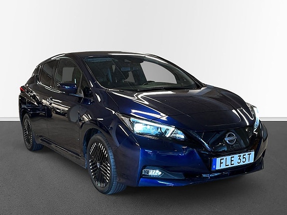 Nissan Leaf 3 of 10