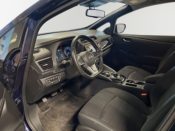 Nissan Leaf 7 of 10