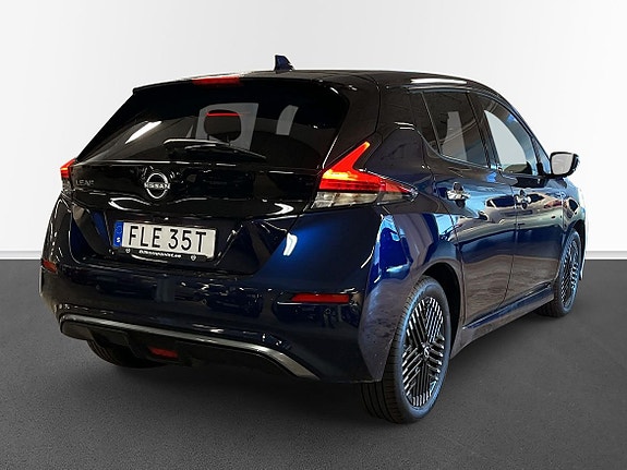 Nissan Leaf 4 of 10