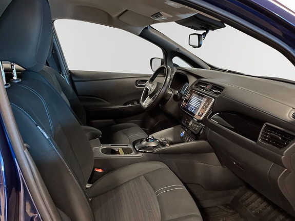 Nissan Leaf 9 of 10