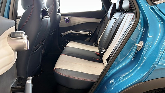BYD Atto 3 10 of 24