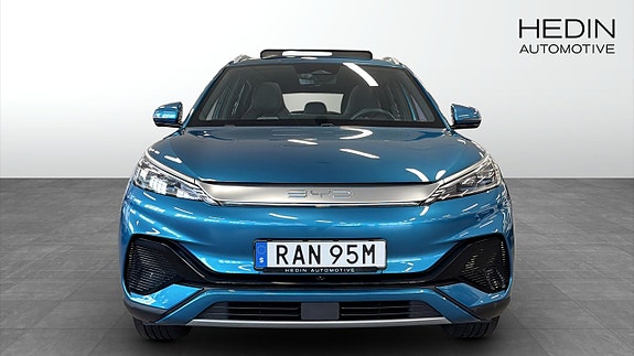 BYD Atto 3 2 of 24