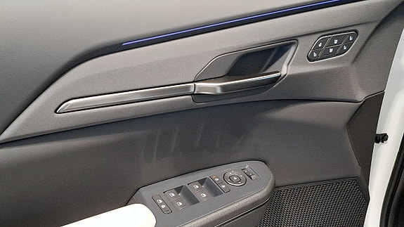 Kia EV5 10 of 12