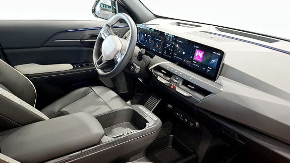 Kia EV5 3 of 12