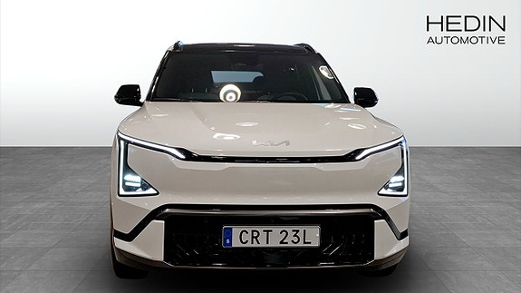 Kia EV5 8 of 12
