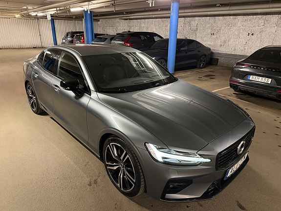Volvo S60 13 of 30