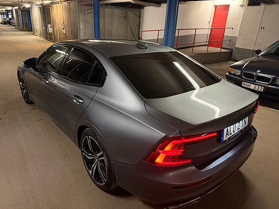 Volvo S60 10 of 30