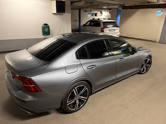 Volvo S60 7 of 30