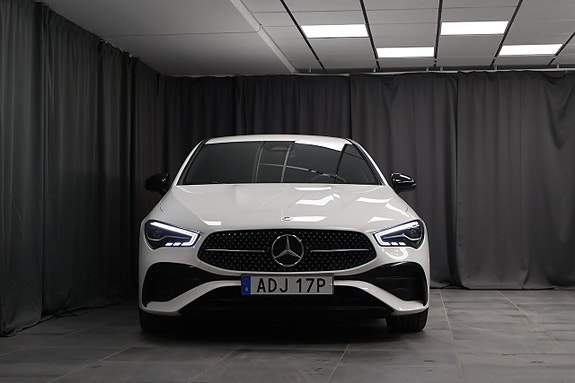 Mercedes-Benz CLA200 3 of 26