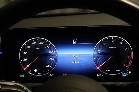 Mercedes-Benz CLA200 20 of 26