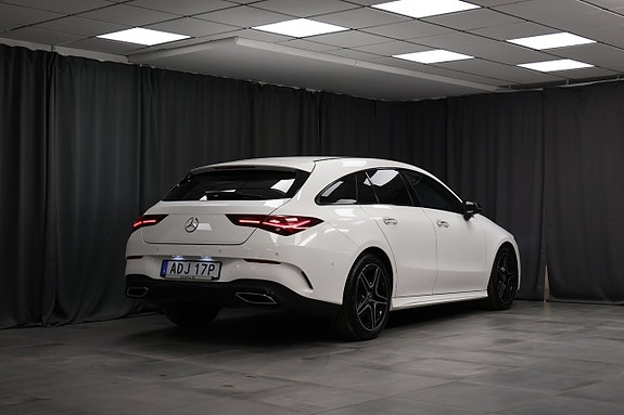 Mercedes-Benz CLA200 2 of 26