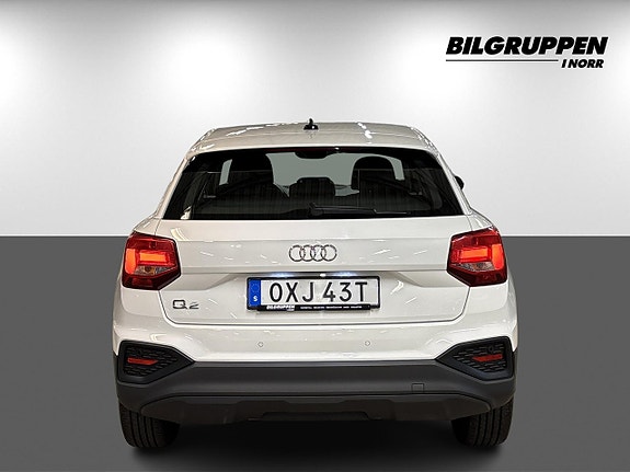Audi Q2 6 of 18