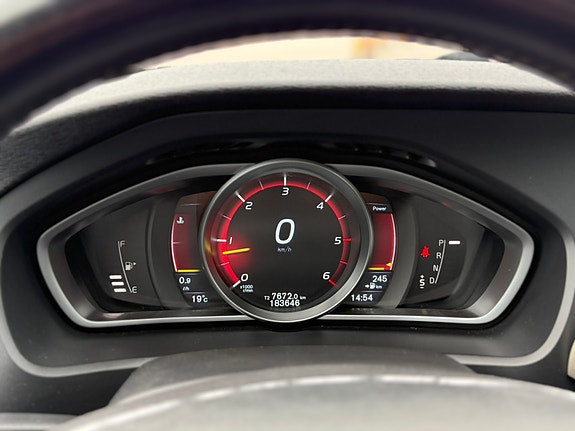 Volvo V40 13 of 24