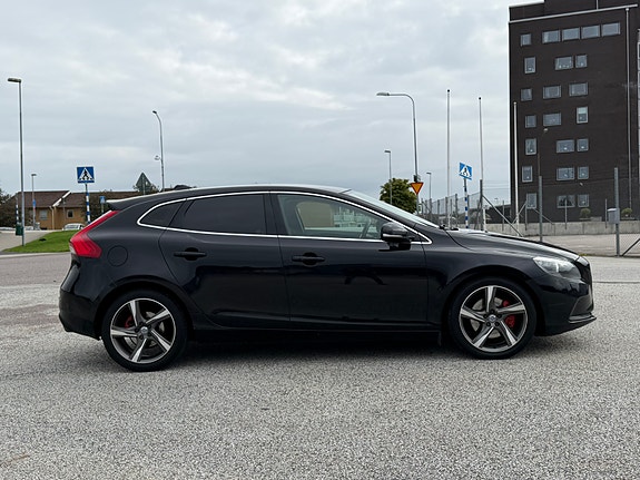 Volvo V40 5 of 24