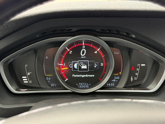 Volvo V40 16 of 24