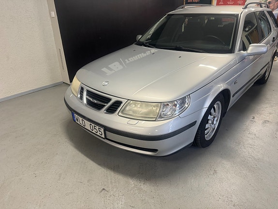 Saab 9-5 3 of 7